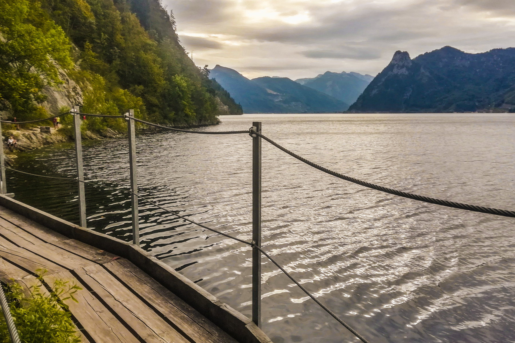Der Miesweg mit Blick Richtung Ebensee. Foto: Veronika Lehner