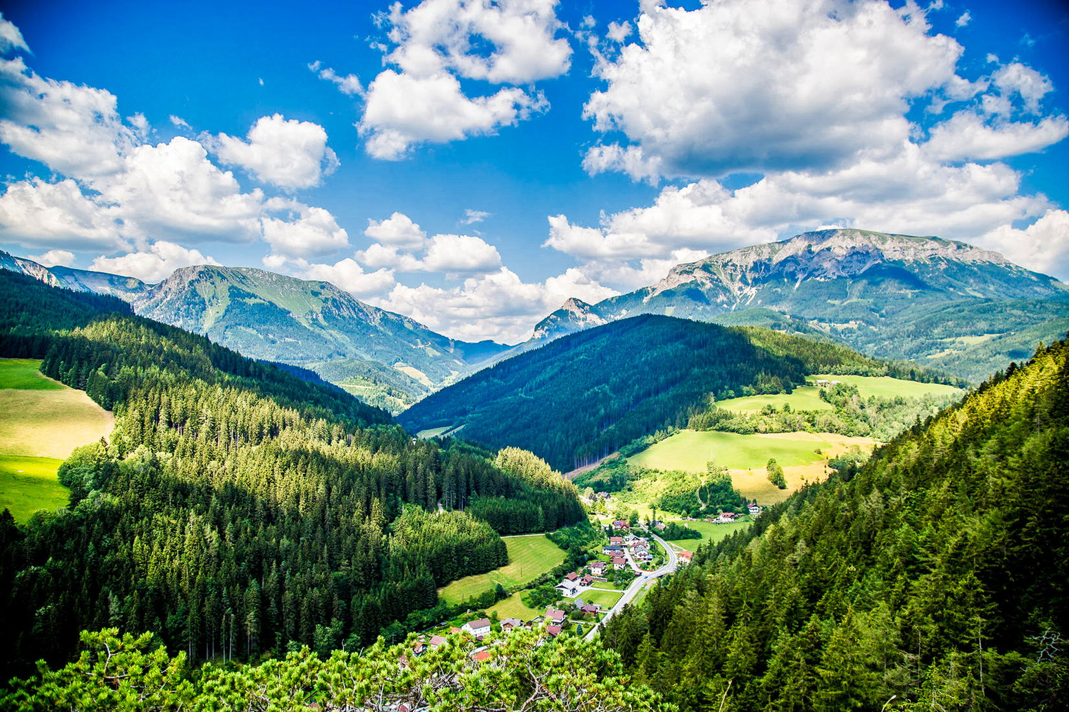Blick auf Rax und Nasskamm. Foto: Andreas Steininger