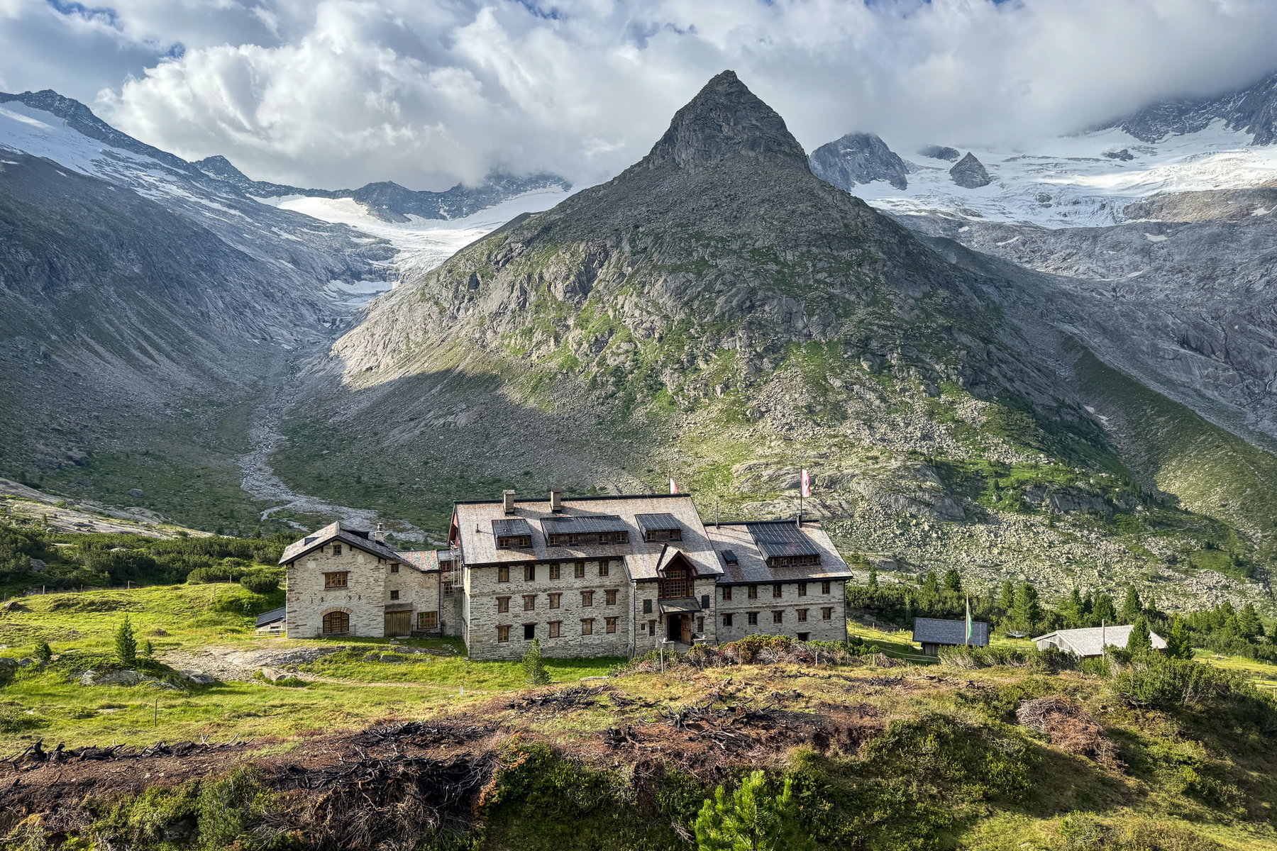 Berliner Hütte von oben. Foto: Bernhard Walle