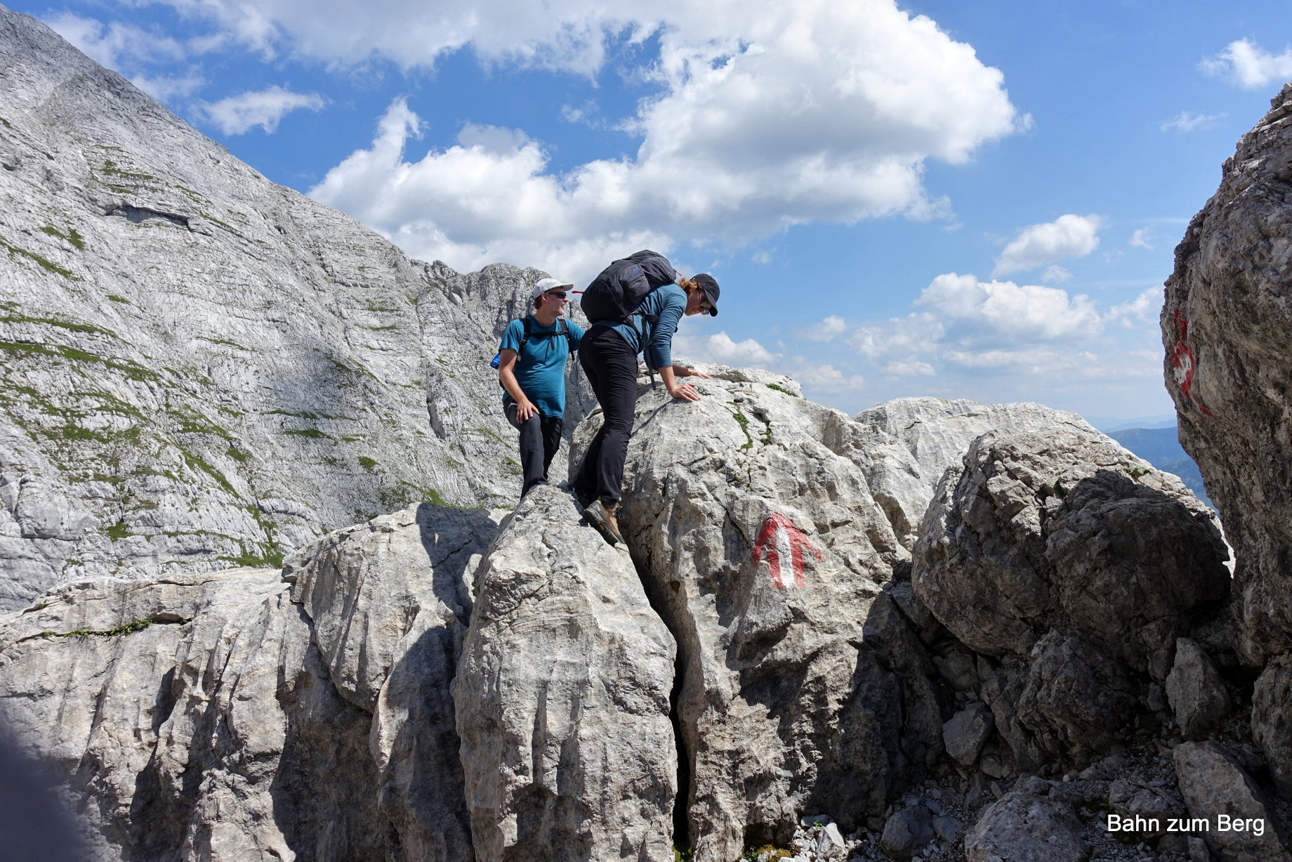 Es gibt leichte Kletterstellen