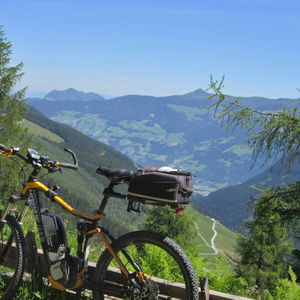 Umrundung des Kellerjoch mit dem E-Radl