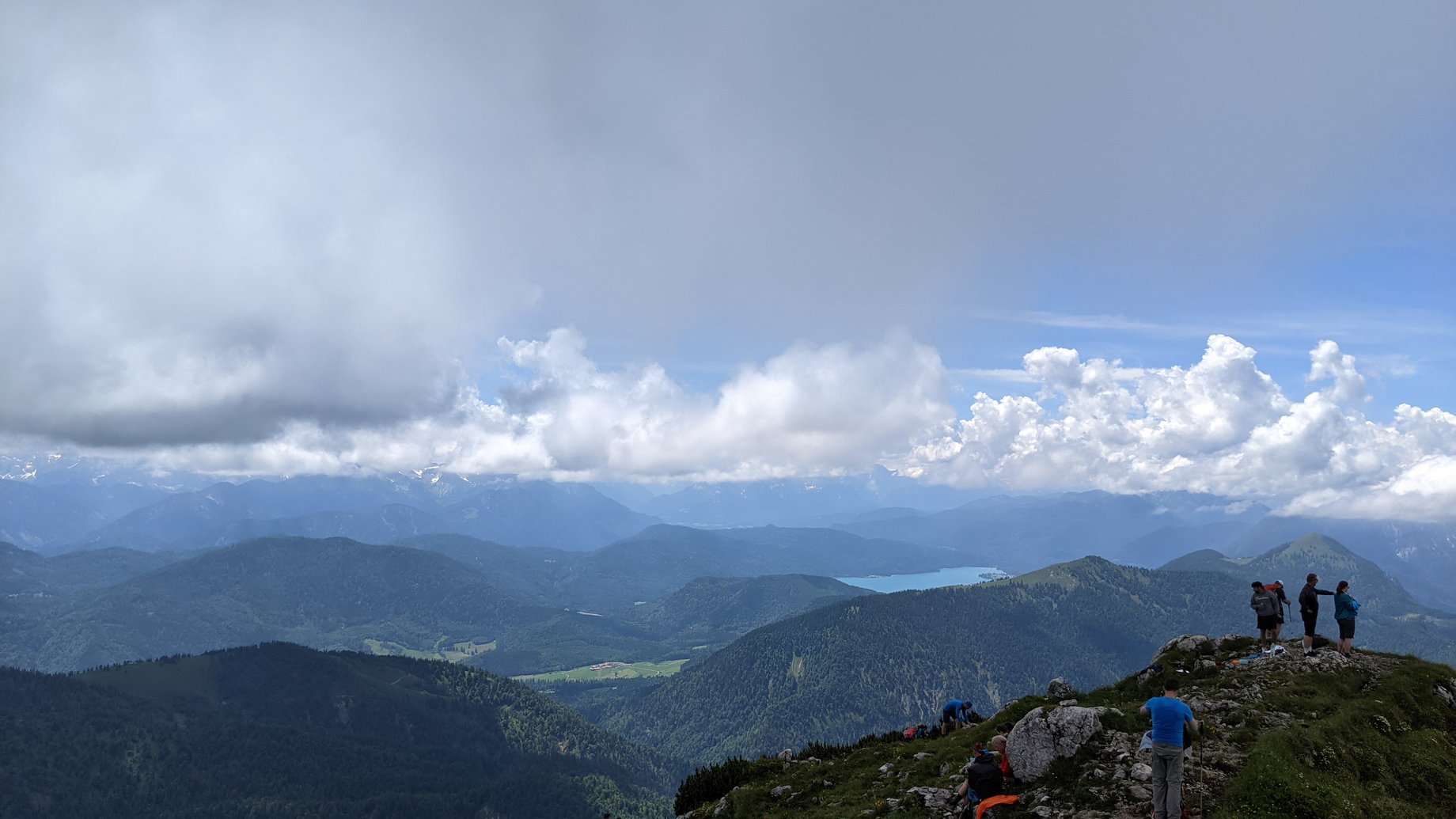 Gipfelblick Benediktenwand. Foto: Tobias Hecht