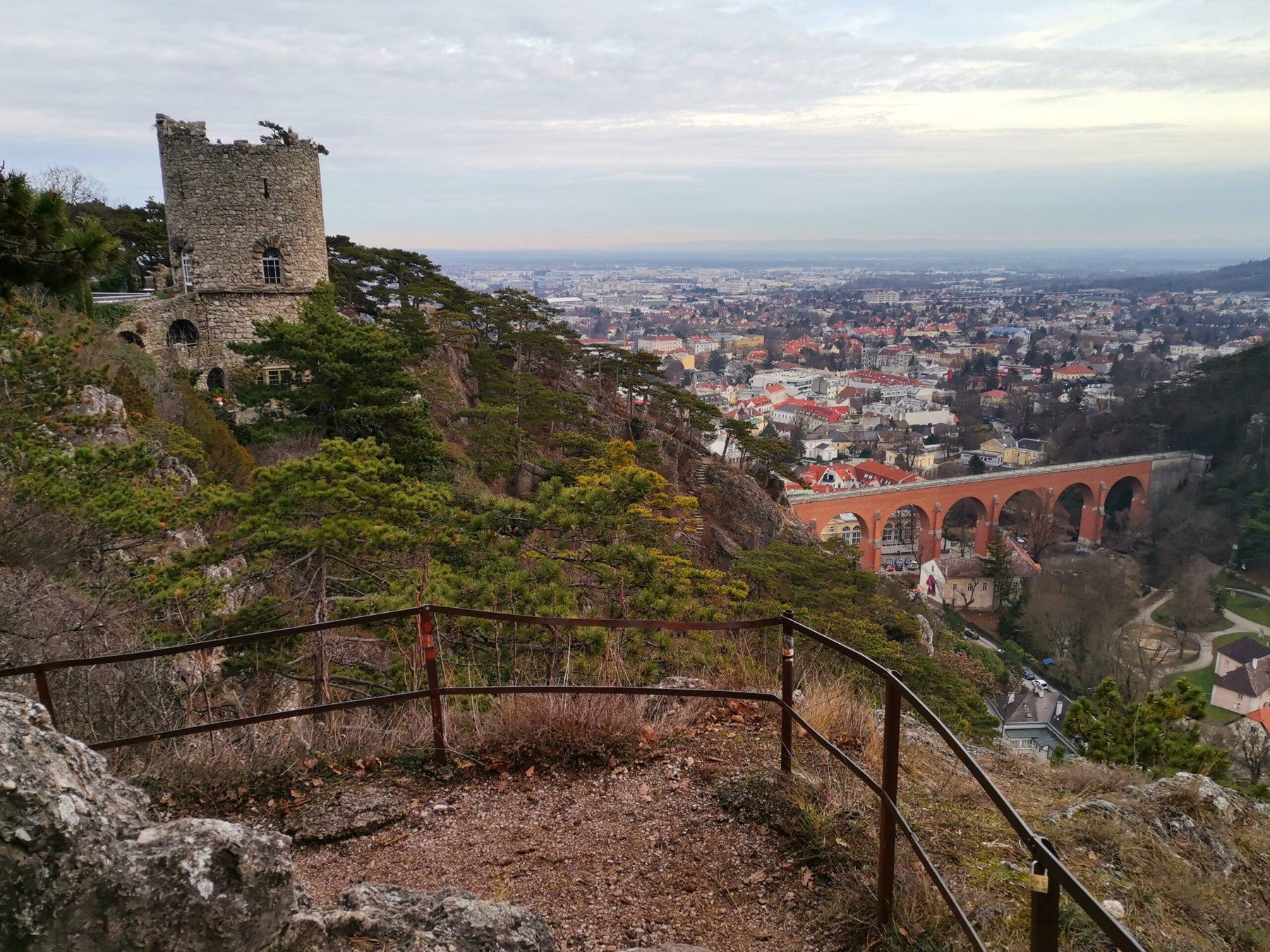 Husarentempel und Schwarzer Turm