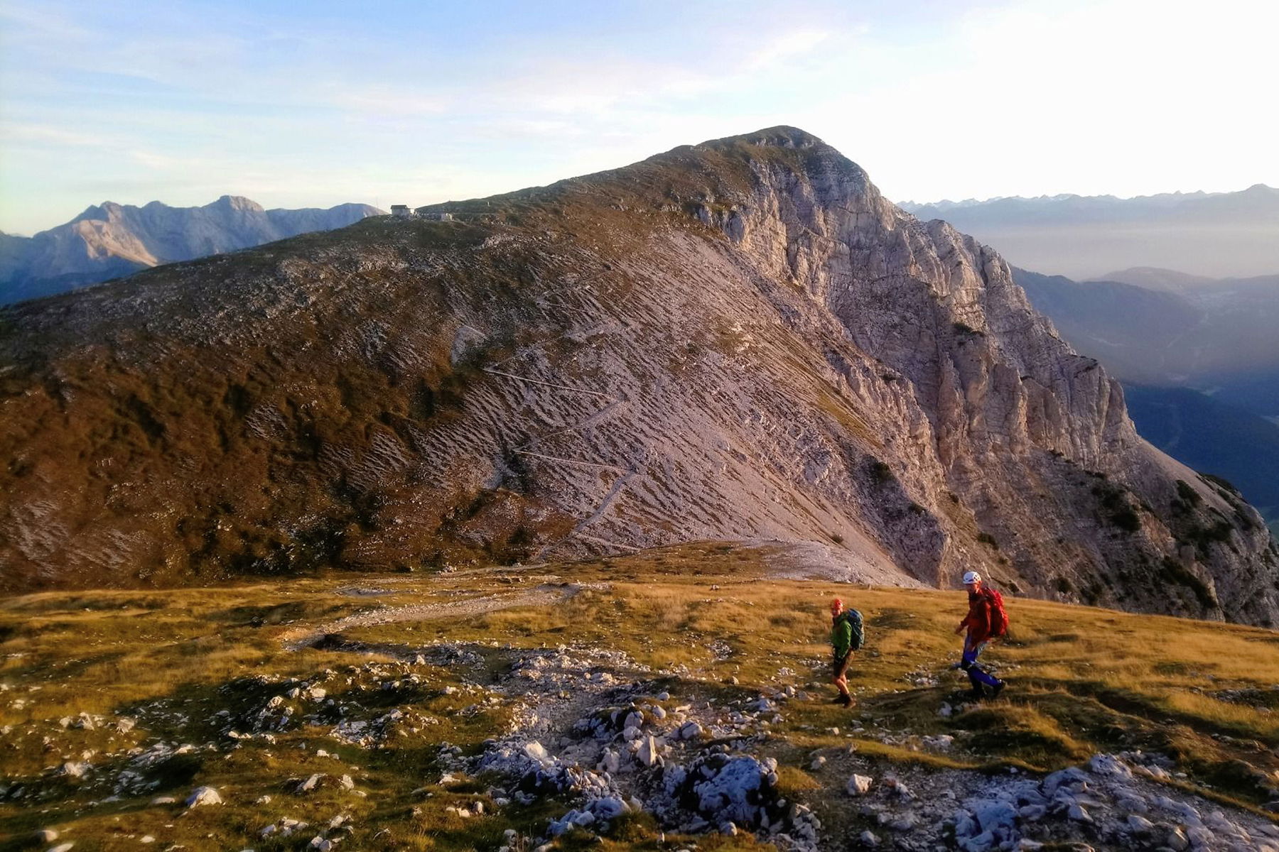 Eine luftige Gratwanderung auf dem Mittenwalder Klettersteig