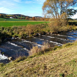 Wandern entlang der Summerauerbahn und Feldaist nach Pregarten