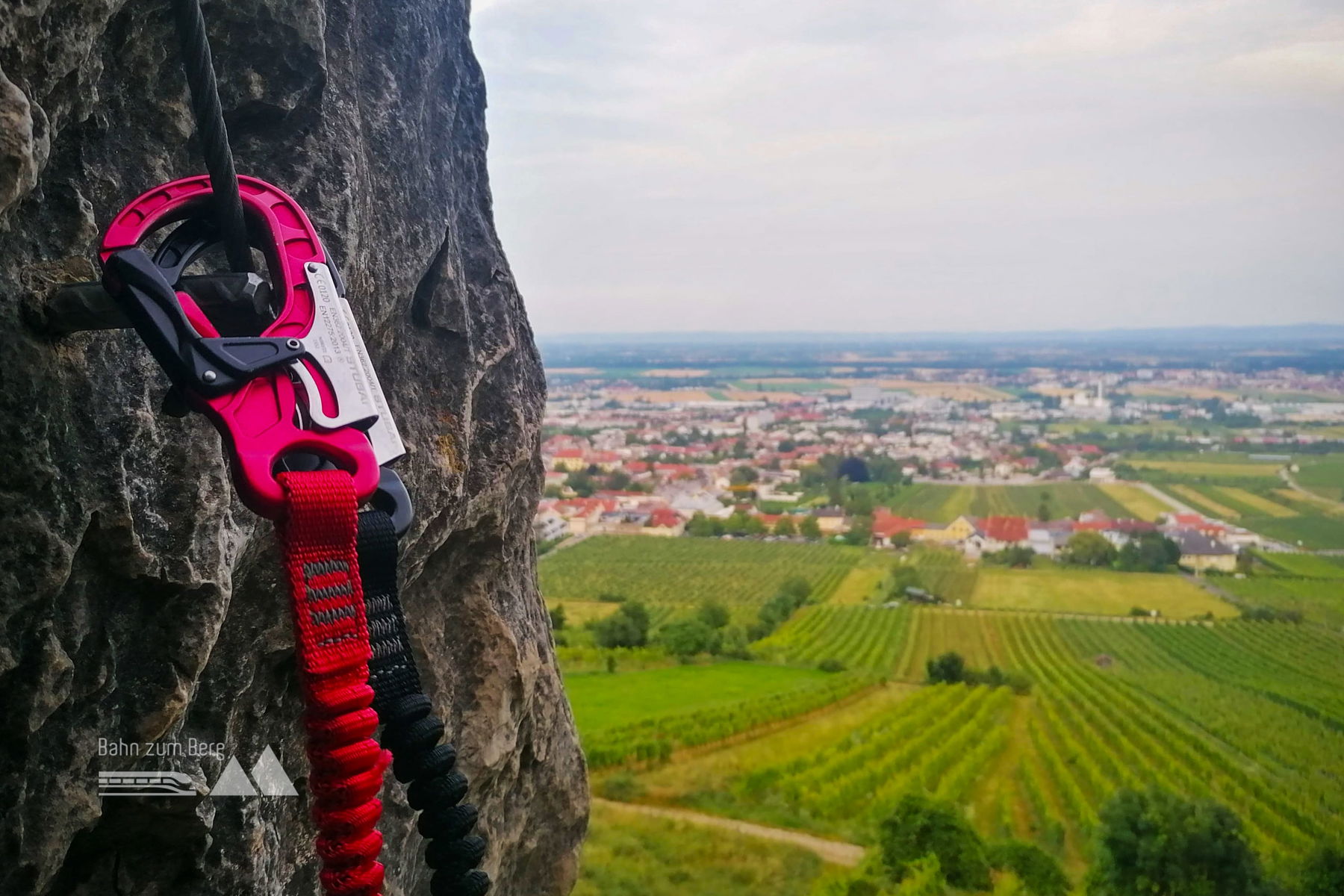 Abendliche Kraxelei am Gumpoldskirchner Klettersteig