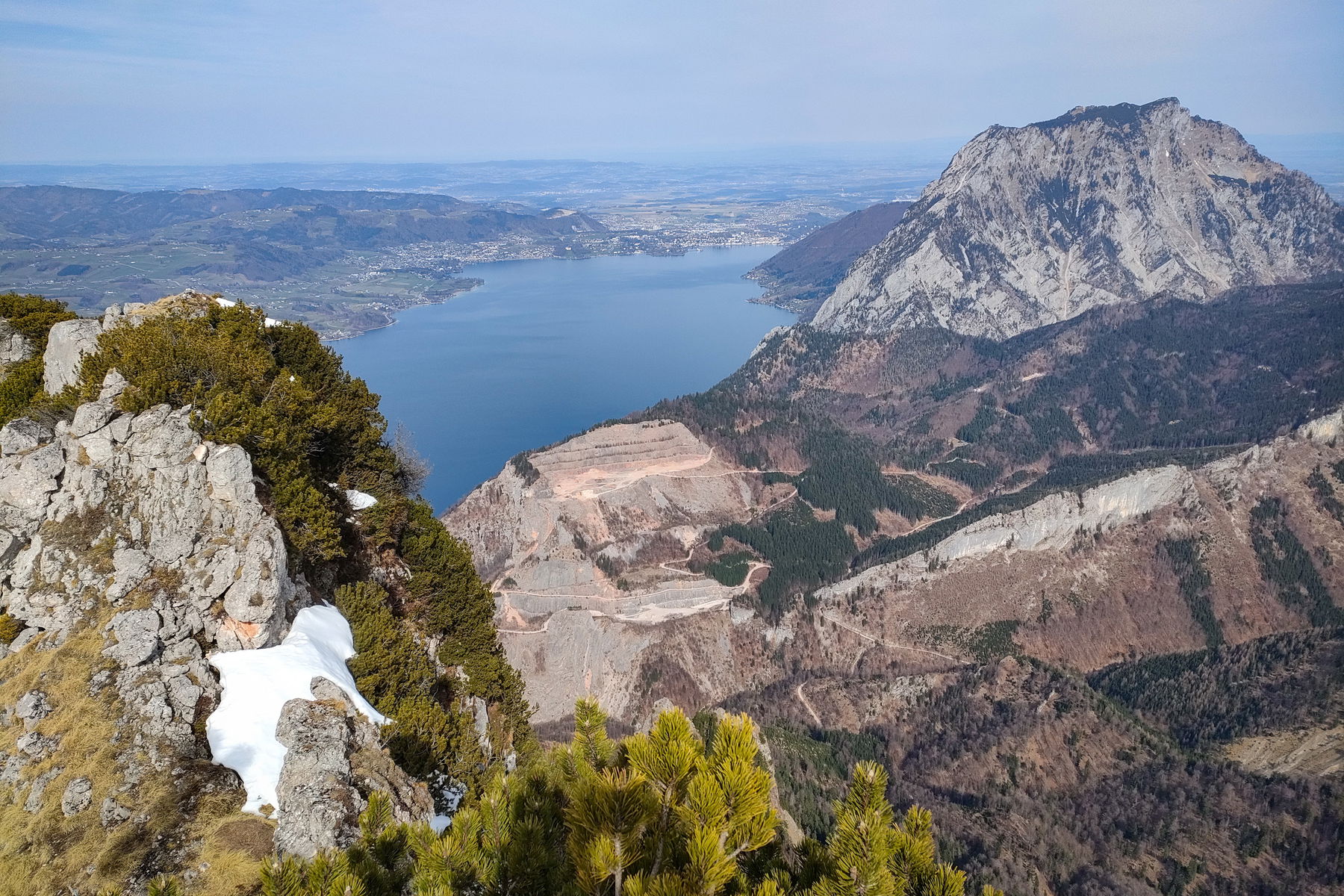 Erlakogel: erwachender Frühling bei der schlafenden Griechin