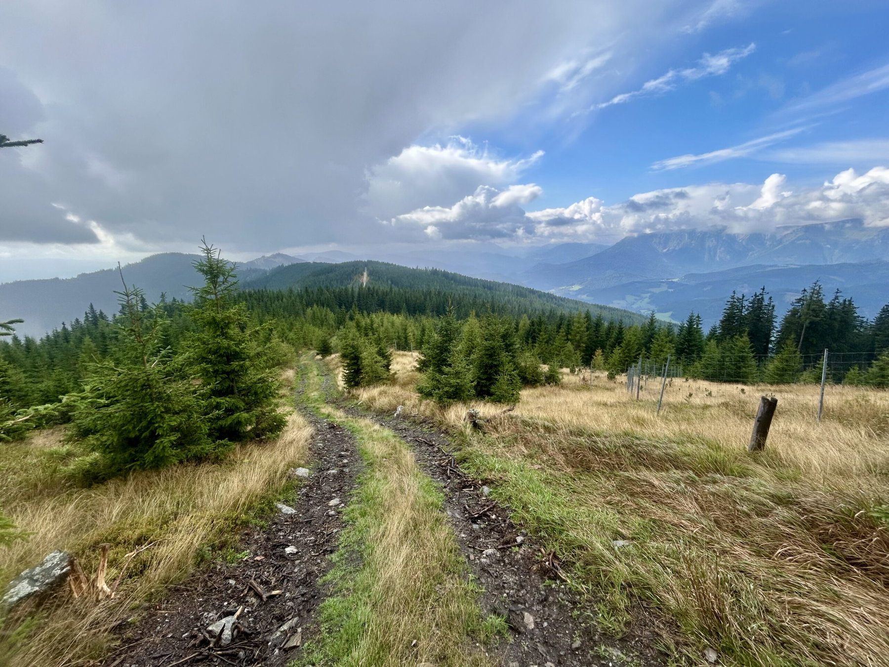 Die alpine Variante des steirischen Semmering-Bahnwanderwegs (inoffiziell)